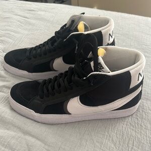 Nike SB Zoom Blazer Mid Premium